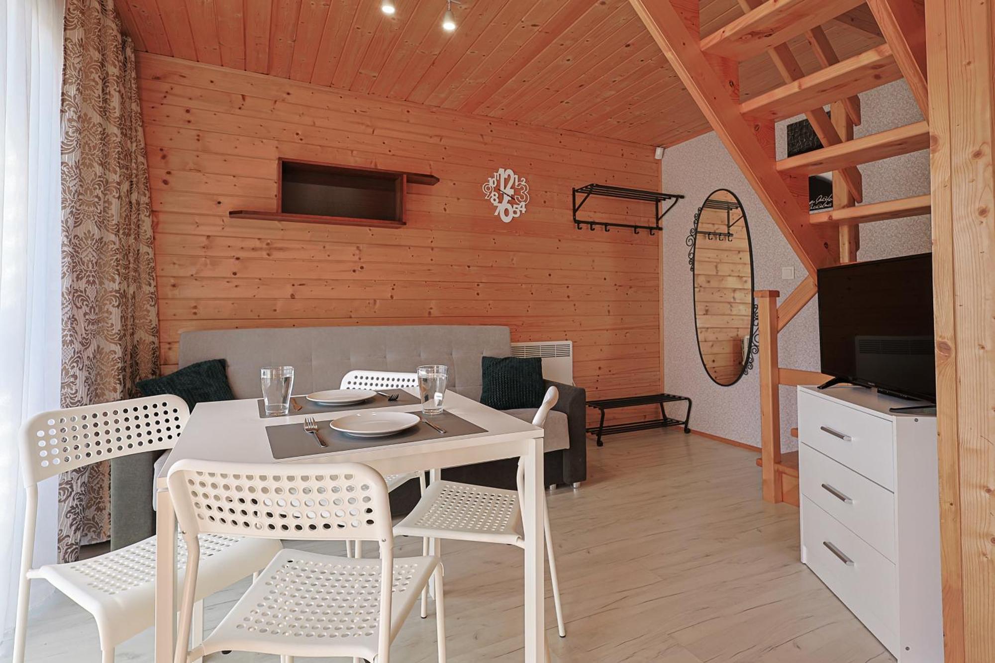 Aurora Ustka-Przewloka Aparthotel Buitenkant foto